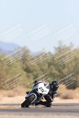 media/Nov-02-2025-CVMA (Sun) [[337aff29ab]]/Race 8-Formula Lightweight Twins Shootout/